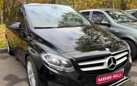 Mercedes-Benz B-Класс, 2015 год, 1 550 000 рублей, 34 фотография