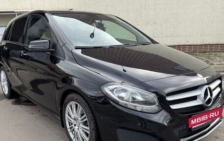 Mercedes-Benz B-Класс, 2015 год, 1 550 000 рублей, 33 фотография