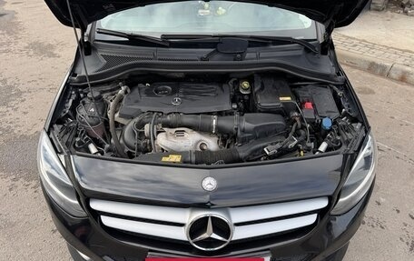 Mercedes-Benz B-Класс, 2015 год, 1 550 000 рублей, 29 фотография