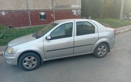 Renault Logan I, 2013 год, 250 000 рублей, 3 фотография