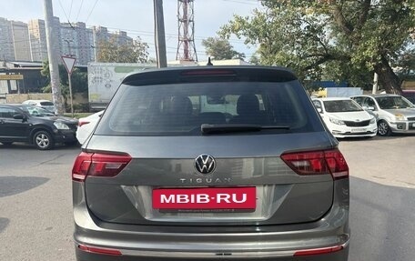 Volkswagen Tiguan II, 2021 год, 2 492 000 рублей, 5 фотография