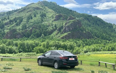 Hyundai Solaris II рестайлинг, 2017 год, 990 000 рублей, 9 фотография