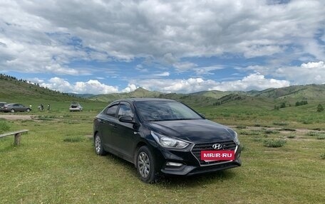 Hyundai Solaris II рестайлинг, 2017 год, 990 000 рублей, 7 фотография