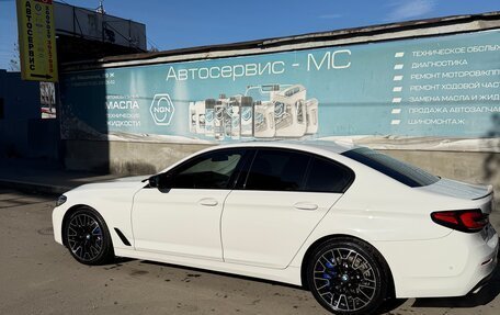 BMW 5 серия, 2022 год, 5 500 000 рублей, 2 фотография