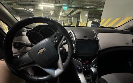 Chevrolet Cruze II, 2013 год, 600 000 рублей, 10 фотография
