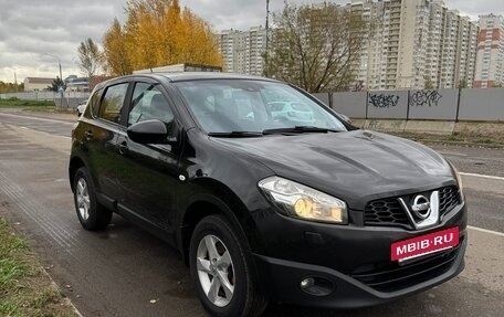 Nissan Qashqai, 2011 год, 720 000 рублей, 2 фотография