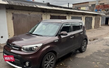 KIA Soul II рестайлинг, 2018 год, 1 400 000 рублей, 3 фотография