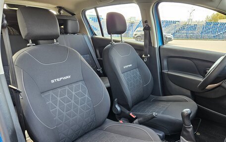 Renault Sandero II рестайлинг, 2015 год, 725 000 рублей, 33 фотография