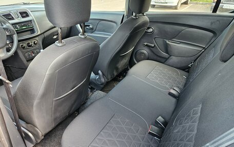 Renault Sandero II рестайлинг, 2015 год, 725 000 рублей, 36 фотография