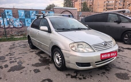 Toyota Corolla, 2004 год, 260 000 рублей, 2 фотография