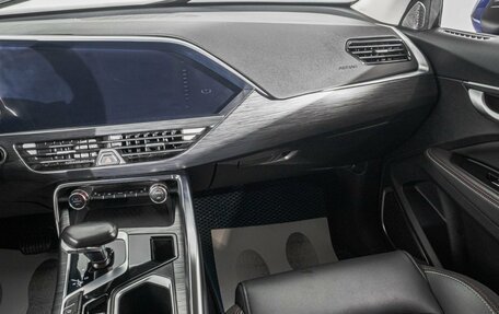 Geely Tugella FY11, 2021 год, 2 549 000 рублей, 21 фотография