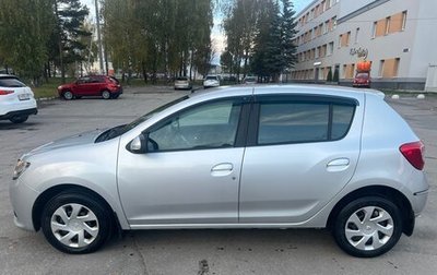 Renault Sandero II рестайлинг, 2016 год, 1 050 000 рублей, 1 фотография