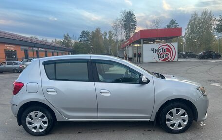 Renault Sandero II рестайлинг, 2016 год, 1 050 000 рублей, 7 фотография