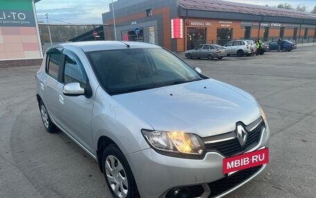Renault Sandero II рестайлинг, 2016 год, 1 050 000 рублей, 4 фотография