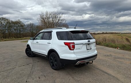 Ford Explorer VI, 2016 год, 3 300 000 рублей, 4 фотография