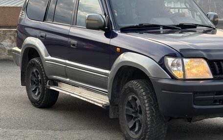Toyota Land Cruiser Prado 90 рестайлинг, 1998 год, 980 000 рублей, 2 фотография