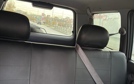 Toyota Land Cruiser Prado 90 рестайлинг, 1998 год, 980 000 рублей, 14 фотография