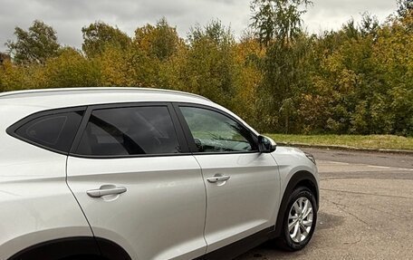Hyundai Tucson III, 2019 год, 2 300 000 рублей, 2 фотография