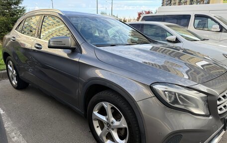 Mercedes-Benz GLA, 2019 год, 2 500 000 рублей, 3 фотография