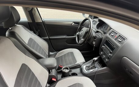 Volkswagen Jetta VI, 2013 год, 11 фотография