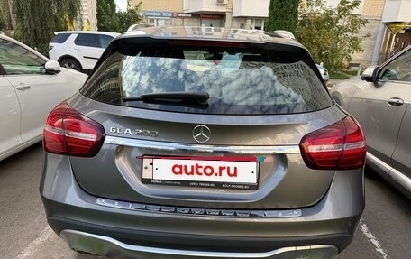 Mercedes-Benz GLA, 2019 год, 2 500 000 рублей, 4 фотография