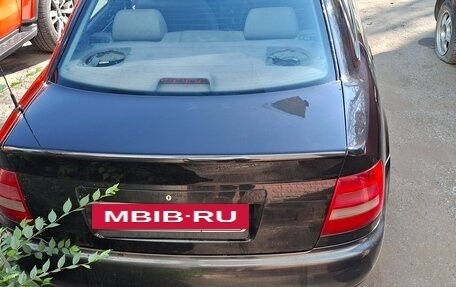 Audi A4, 2000 год, 300 000 рублей, 2 фотография