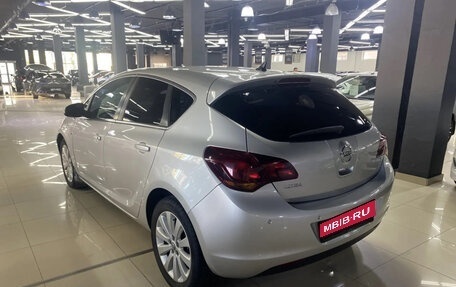Opel Astra J, 2010 год, 630 000 рублей, 6 фотография