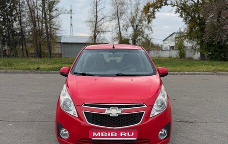 Chevrolet Spark III, 2013 год, 660 000 рублей, 2 фотография