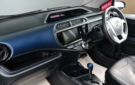 Toyota Aqua I, 2016 год, 1 199 000 рублей, 11 фотография