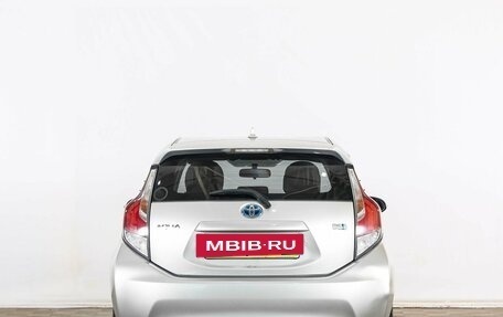 Toyota Aqua I, 2016 год, 1 199 000 рублей, 6 фотография