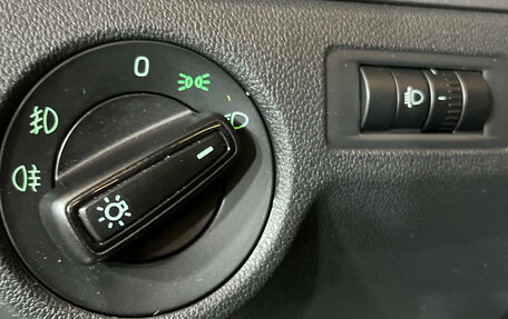Skoda Rapid I, 2018 год, 1 245 000 рублей, 13 фотография