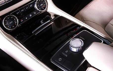 Mercedes-Benz CLS, 2013 год, 3 300 000 рублей, 10 фотография