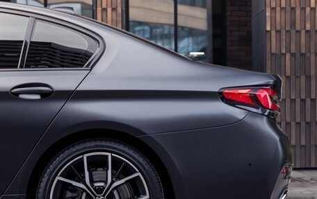 BMW 5 серия, 2020 год, 3 830 000 рублей, 3 фотография