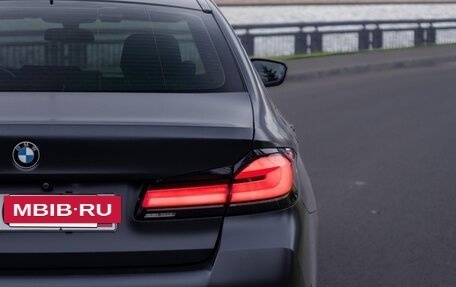 BMW 5 серия, 2020 год, 3 830 000 рублей, 19 фотография