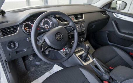 Skoda Octavia, 2019 год, 2 240 000 рублей, 14 фотография