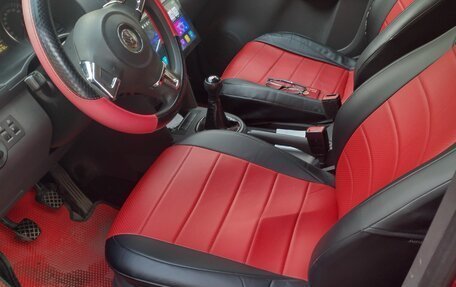 Volkswagen Caddy III рестайлинг, 2010 год, 850 000 рублей, 4 фотография