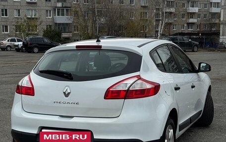 Renault Megane III, 2012 год, 600 000 рублей, 3 фотография