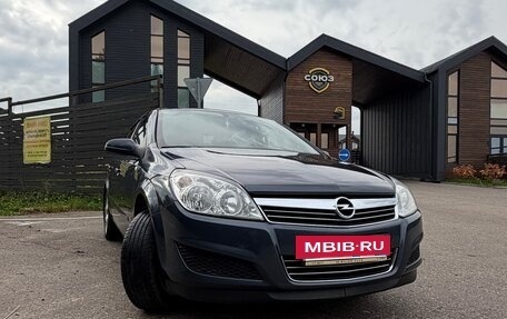 Opel Astra H, 2008 год, 770 000 рублей, 18 фотография