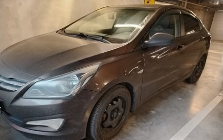 Hyundai Solaris II рестайлинг, 2015 год, 990 000 рублей, 6 фотография