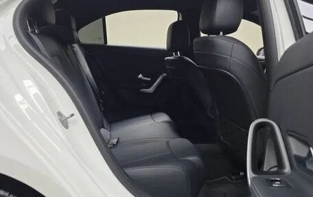 Mercedes-Benz A-Класс, 2021 год, 2 990 000 рублей, 14 фотография