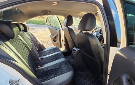 Volkswagen Jetta VI, 2014 год, 1 150 000 рублей, 14 фотография