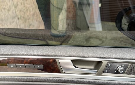 Volkswagen Touareg III, 2012 год, 1 680 000 рублей, 10 фотография