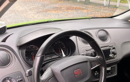 SEAT Ibiza IV рестайлинг 2, 2012 год, 730 000 рублей, 13 фотография
