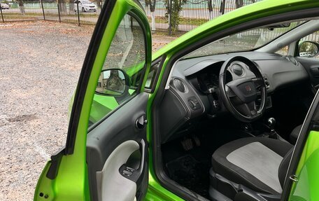 SEAT Ibiza IV рестайлинг 2, 2012 год, 730 000 рублей, 12 фотография