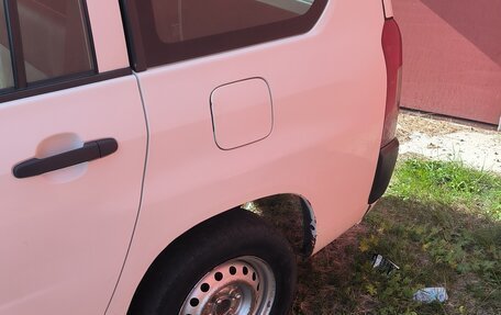 Toyota Probox I, 2013 год, 480 000 рублей, 10 фотография