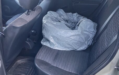 Renault Logan I, 2010 год, 270 000 рублей, 3 фотография