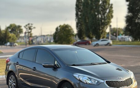 KIA Cerato III, 2015 год, 900 000 рублей, 3 фотография