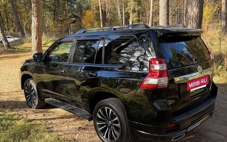 Toyota Land Cruiser Prado 150 рестайлинг 2, 2010 год, 2 550 000 рублей, 2 фотография