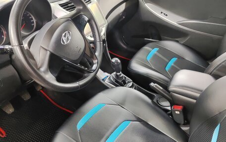 Hyundai Solaris II рестайлинг, 2014 год, 650 000 рублей, 11 фотография