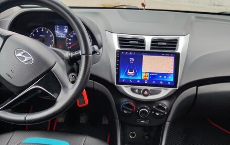 Hyundai Solaris II рестайлинг, 2014 год, 650 000 рублей, 5 фотография